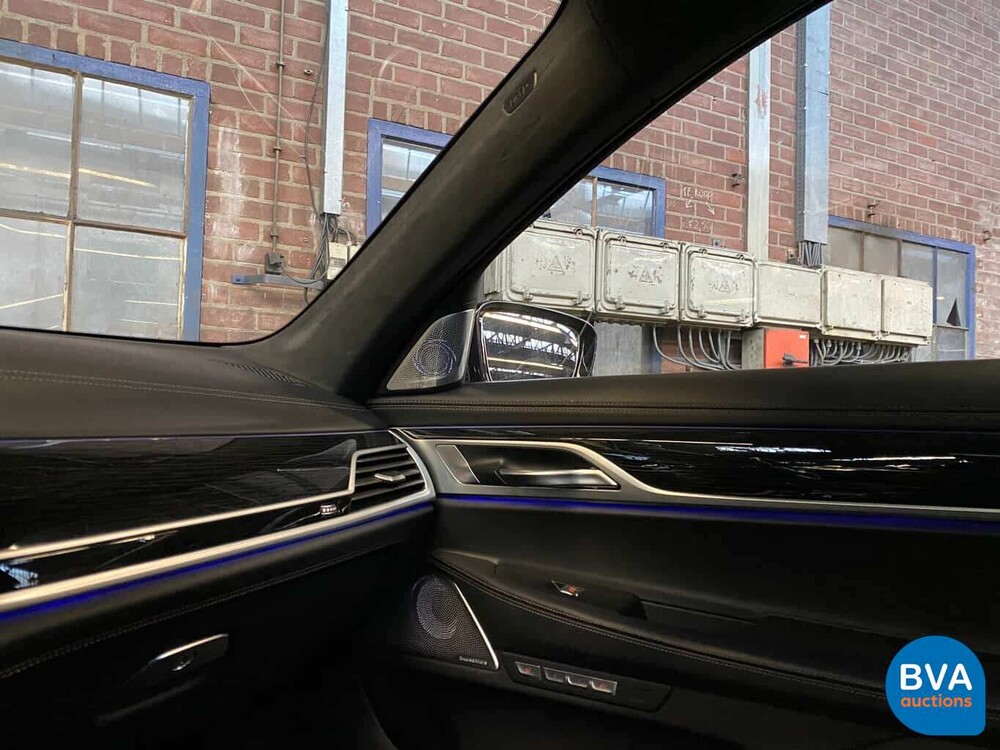 BMW M760Li xDrive 6.6 V12 609 PS 7er 2017, RK-020-X.