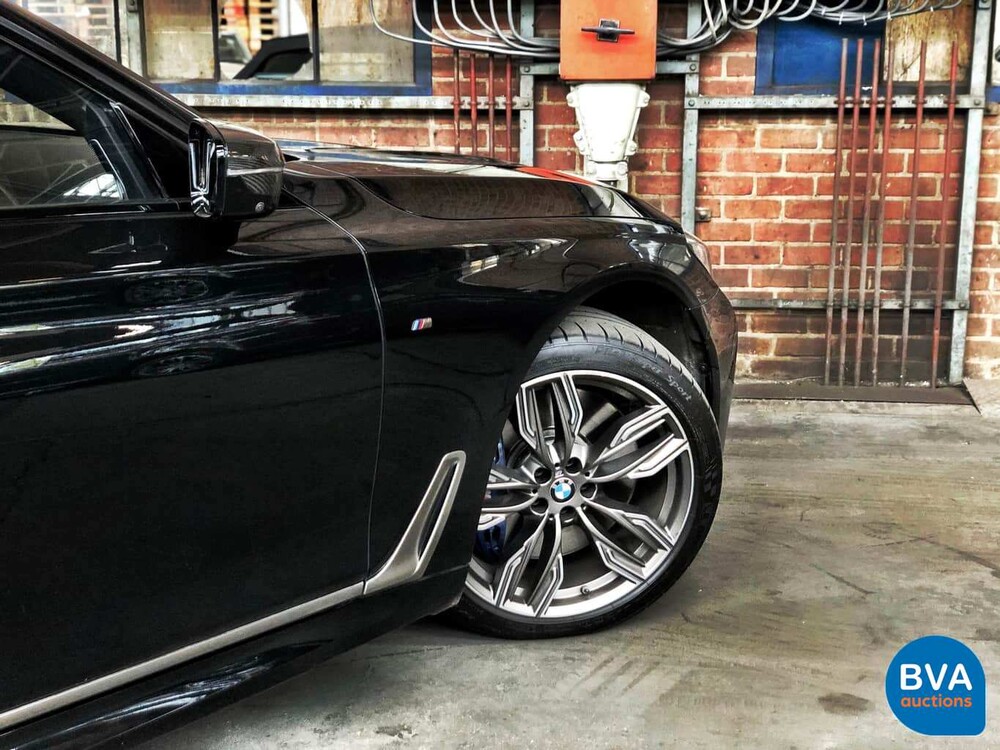 BMW M760Li xDrive 6.6 V12 609 PS 7er 2017, RK-020-X.