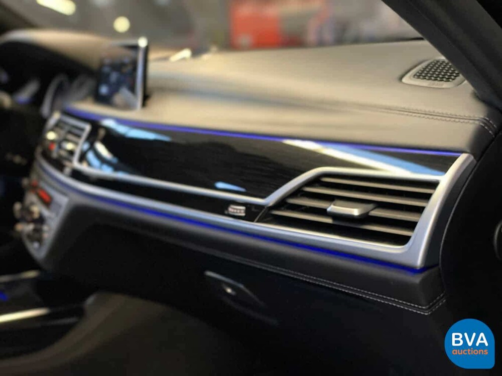 BMW M760Li xDrive 6.6 V12 609 PS 7er 2017, RK-020-X.