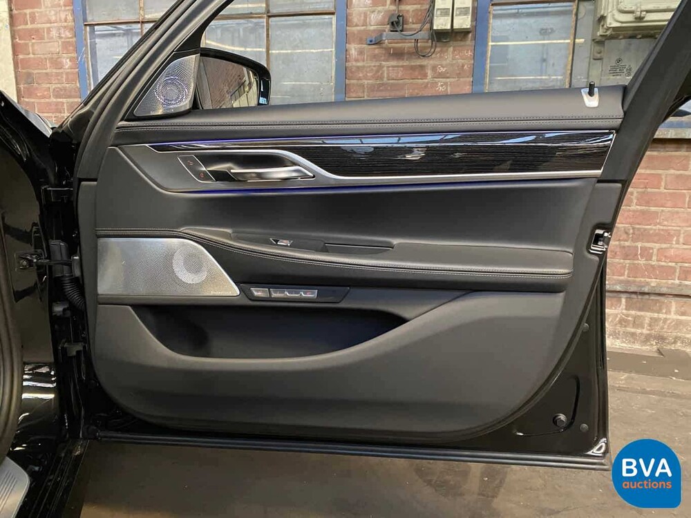 BMW M760Li xDrive 6.6 V12 609 PS 7er 2017, RK-020-X.