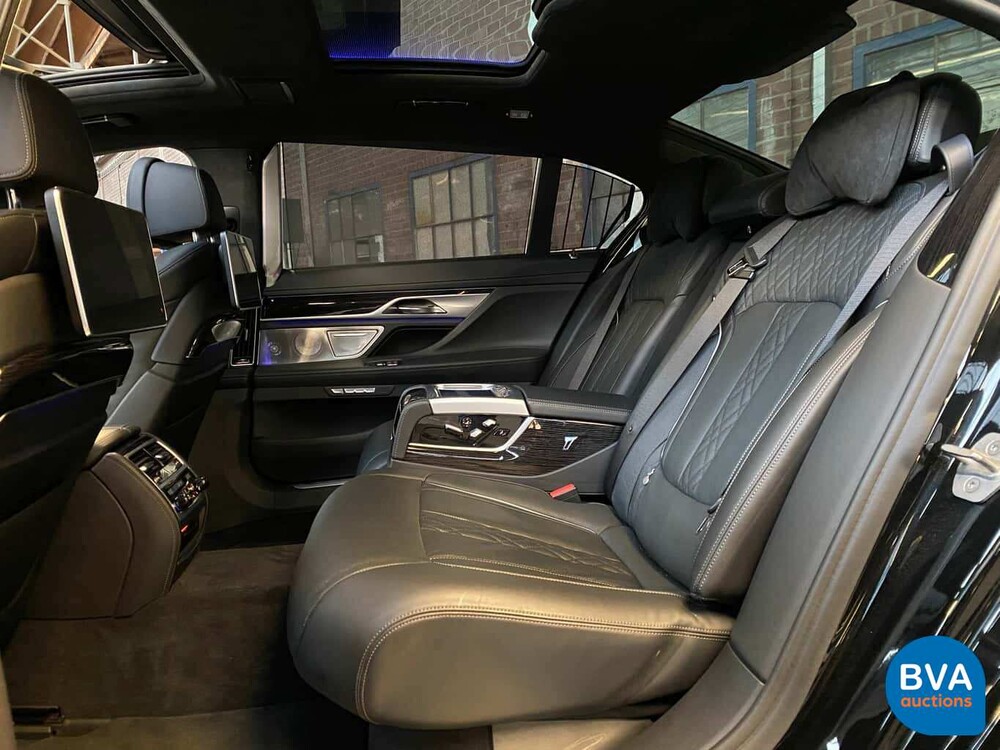 BMW M760Li xDrive 6.6 V12 609 PS 7er 2017, RK-020-X.