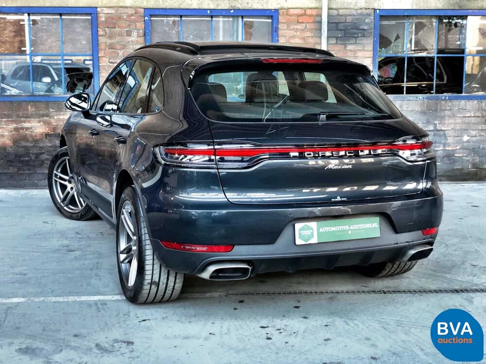 Porsche Macan 2.0 245hp 2019 - WARRANTY -.