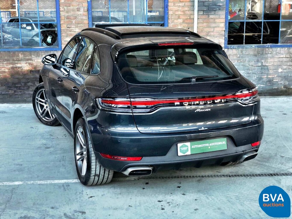 Porsche Macan 2.0 245hp 2019 - WARRANTY -.