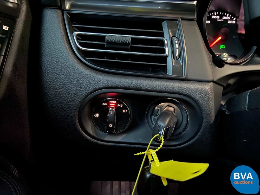 Porsche Macan 2.0 245hp 2019 - WARRANTY -.