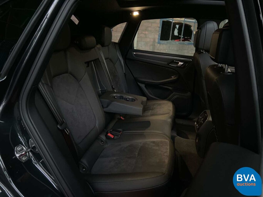 Porsche Macan 2.0 245hp 2019 - WARRANTY -.