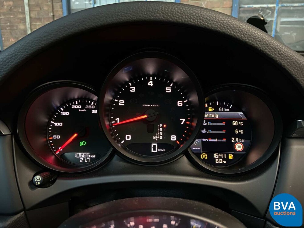 Porsche Macan 2.0 245hp 2019 - WARRANTY -.