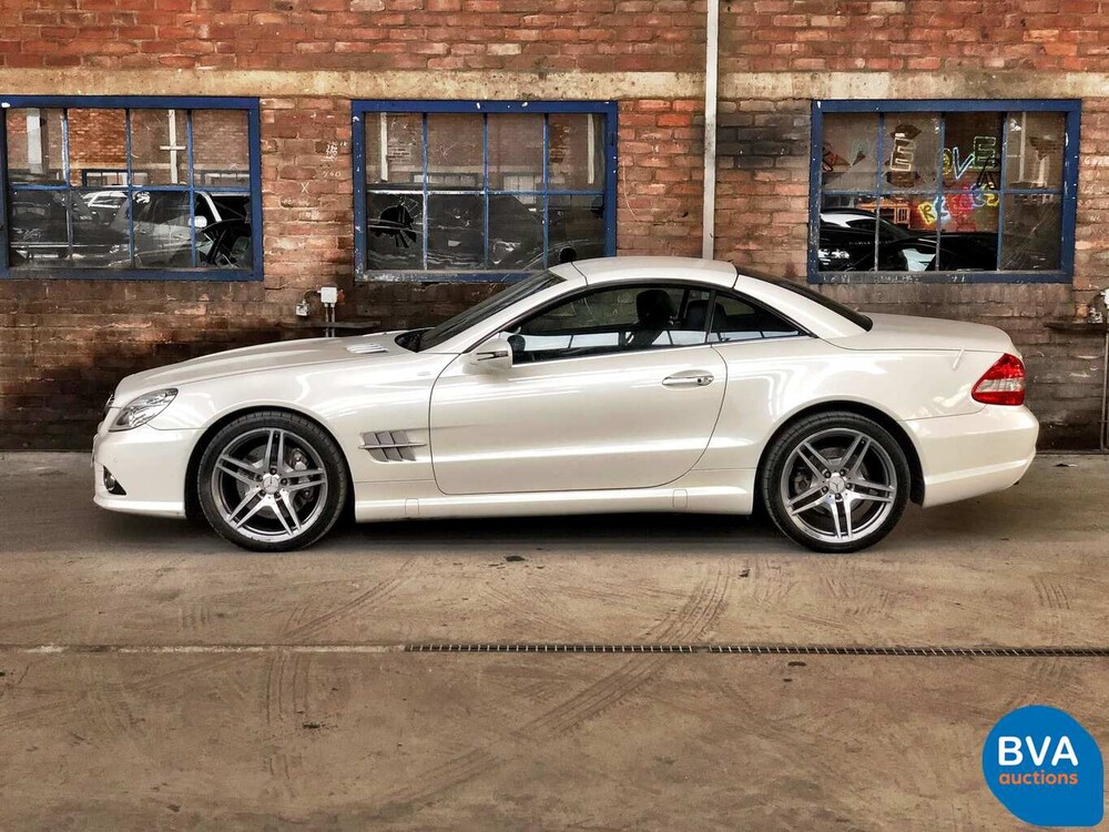 Mercedes-Benz SL350 AMG 3.5 V6 315hp SL-Class 2011.