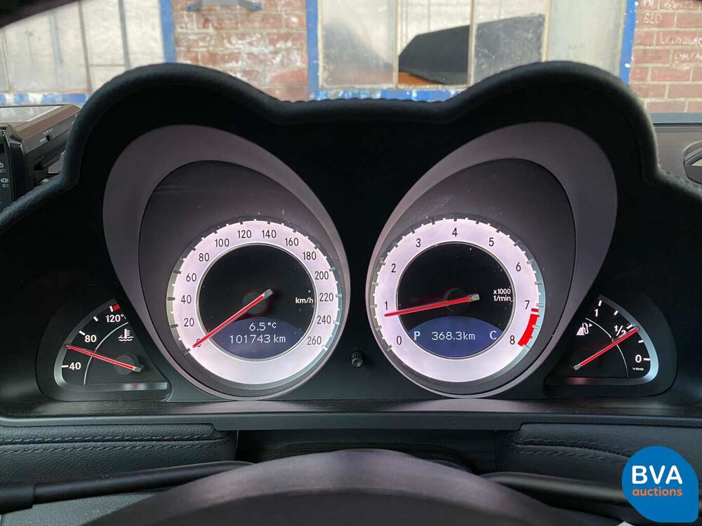 Mercedes-Benz SL350 AMG 3.5 V6 315hp SL-Class 2011.