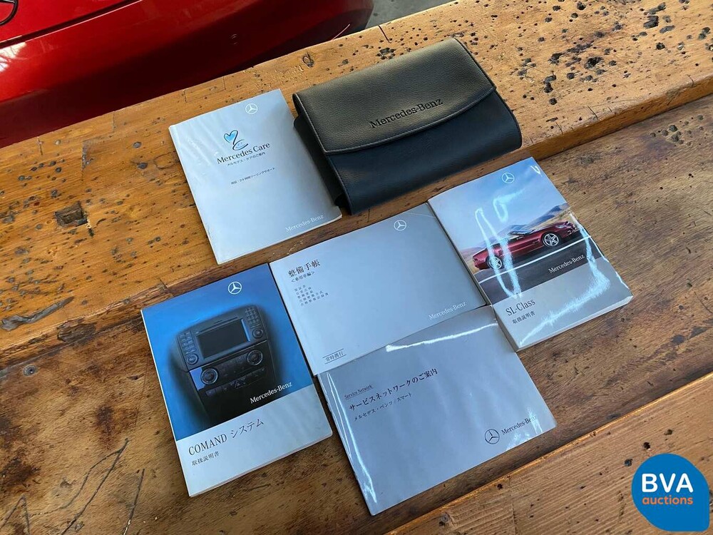 Mercedes-Benz SL350 AMG 3.5 V6 315hp SL-Class 2011.