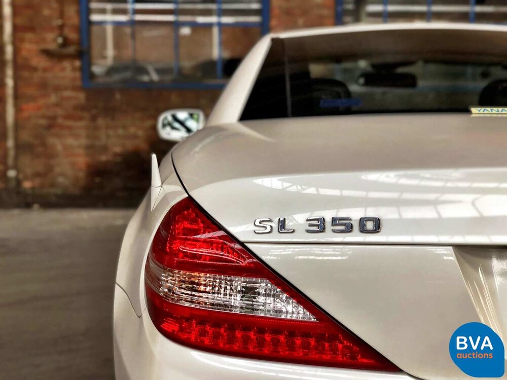 Mercedes-Benz SL350 AMG 3.5 V6 315hp SL-Class 2011.