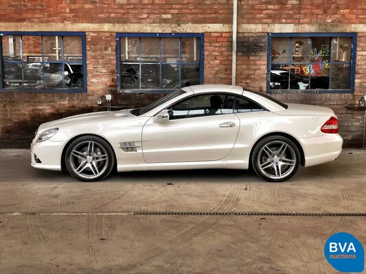 Mercedes-Benz SL350 AMG 3.5 V6 315hp SL-Class 2011.