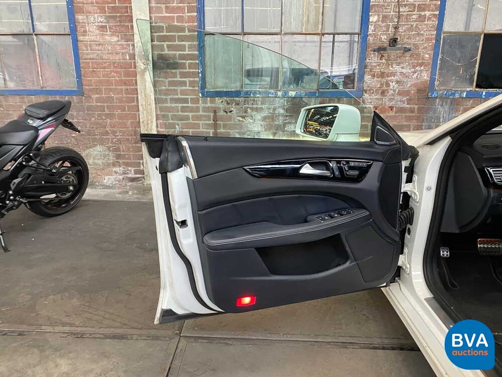 Mercedes-Benz CLS350 CDI AMG 265hp 2011, 8-KZL-73.