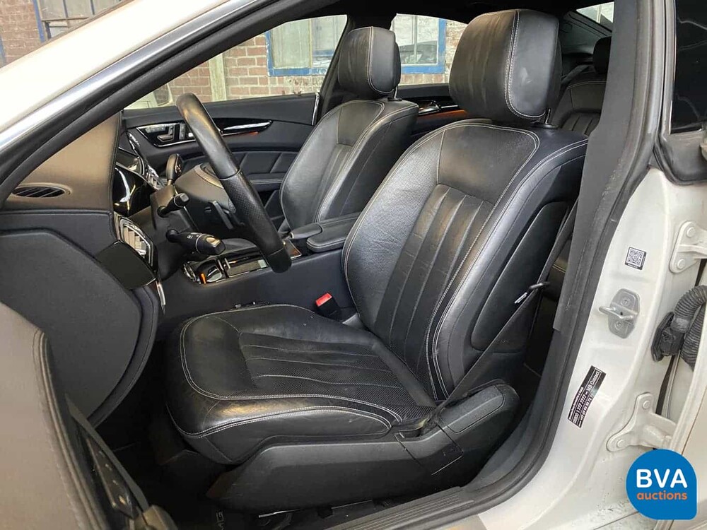 Mercedes-Benz CLS350 CDI AMG 265hp 2011, 8-KZL-73.
