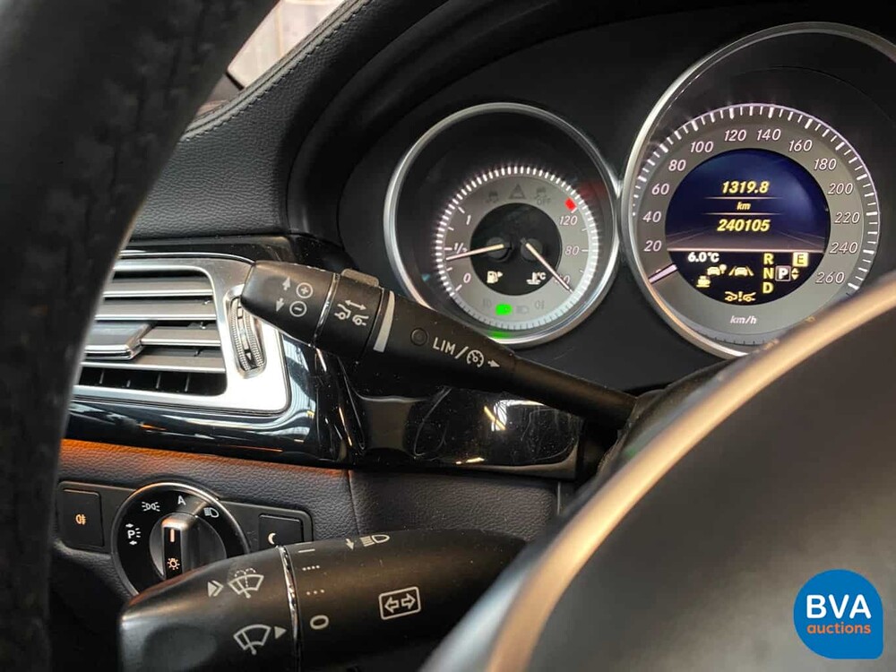 Mercedes-Benz CLS350 CDI AMG 265hp 2011, 8-KZL-73.