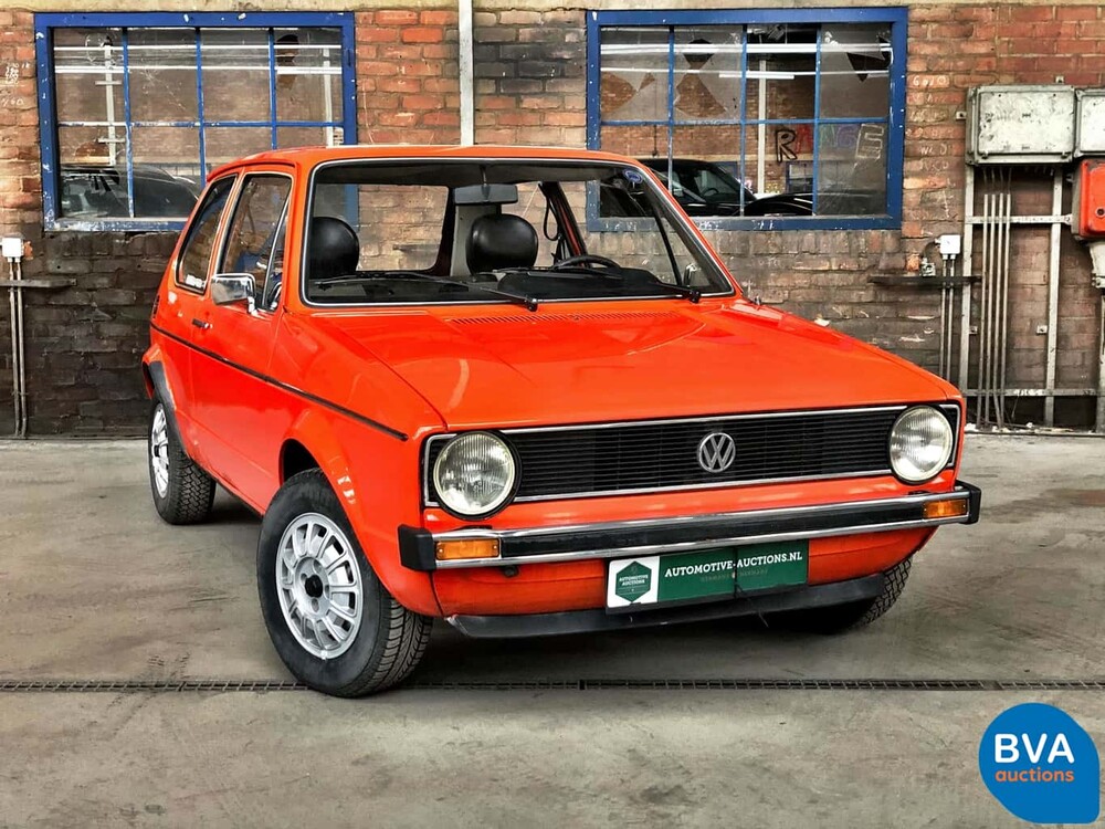 Volkswagen Golf I Dovetail Swallowtail 1.5 LS 1975.