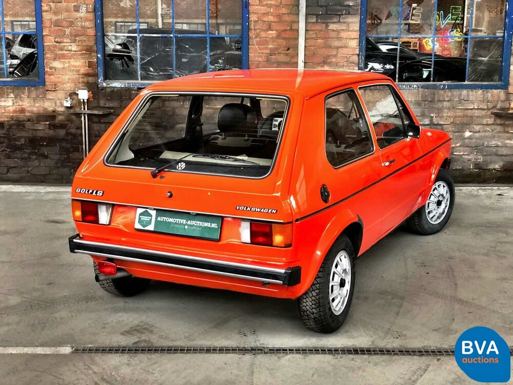 Volkswagen Golf I Dovetail Swallowtail 1.5 LS 1975.