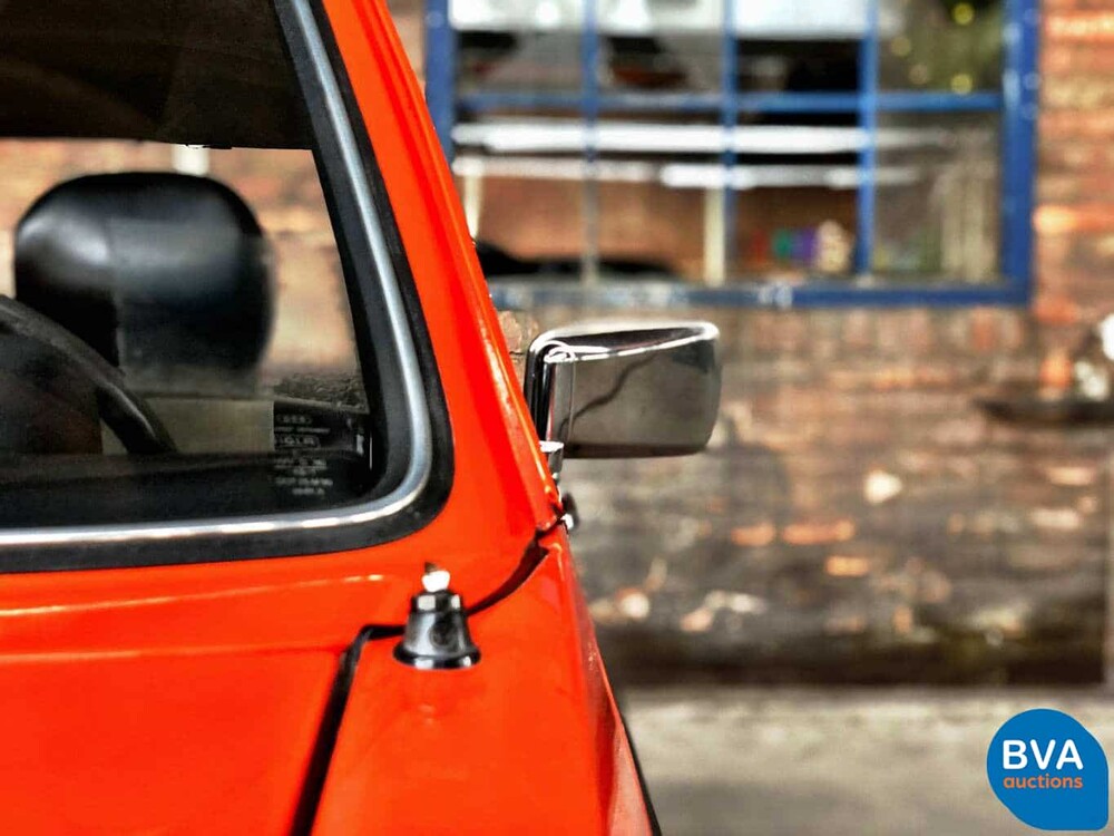 Volkswagen Golf I Dovetail Swallowtail 1.5 LS 1975.