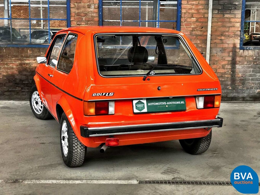 Volkswagen Golf I Dovetail Swallowtail 1.5 LS 1975.
