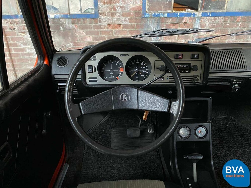 Volkswagen Golf I Dovetail Swallowtail 1.5 LS 1975.