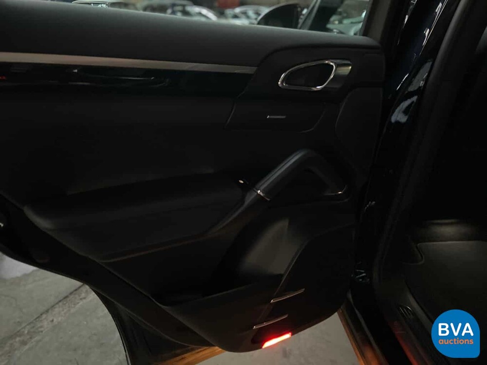 Porsche Cayenne S 3.0 E-Hybrid 416hp -1st Owner- 2015, GR-088-V.