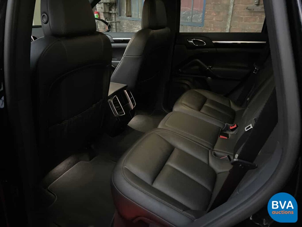 Porsche Cayenne S 3.0 E-Hybrid 416hp -1st Owner- 2015, GR-088-V.