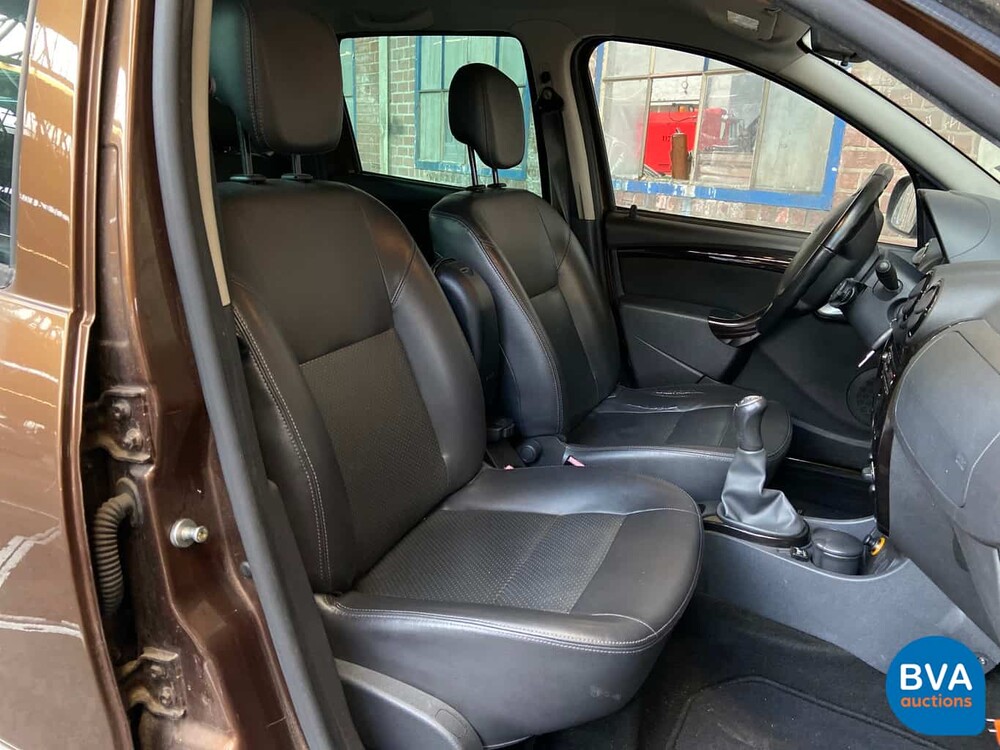 Dacia Duster 1.6 Lauréate 105hp 2010 -Original NL-, 47-NBL-3.