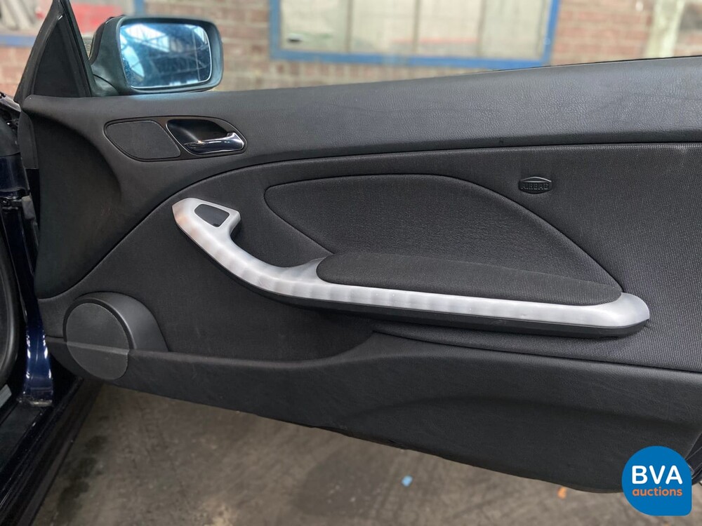 BMW 325Ci Coupé M-Sport 3-Series 192hp 2005 -Original NL-, 74-RJ-SR.