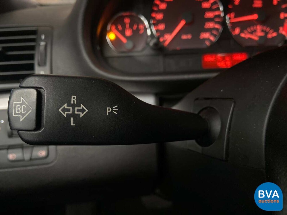 BMW 325Ci Coupé M-Sport 3-Series 192hp 2005 -Original NL-, 74-RJ-SR.