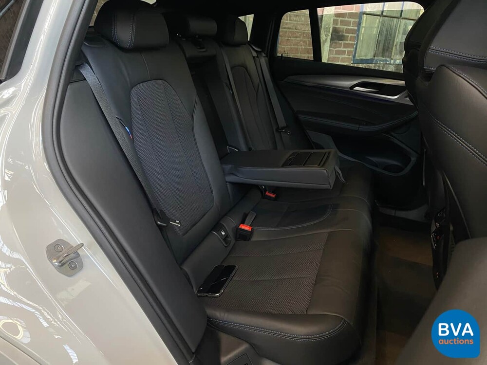 BMW X4 xDrive20i 184hp M-Sport 2020 -Warranty-.