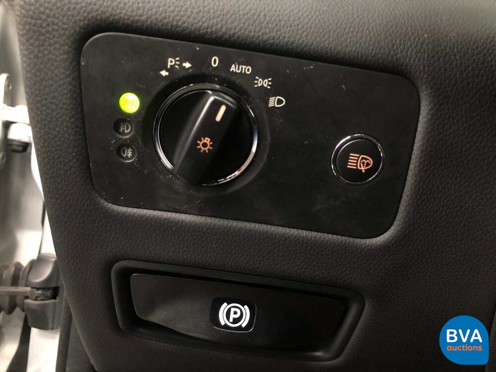 Mercedes-Benz CLS350 AMG V6 272 PS 2005.