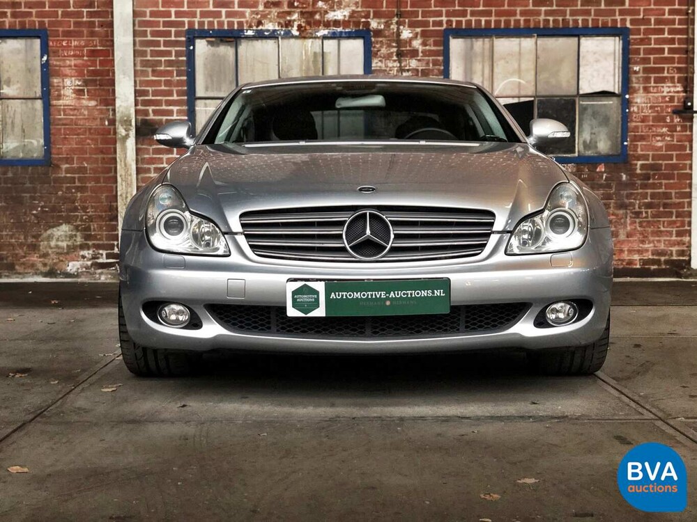Mercedes-Benz CLS350 AMG V6 272 PS 2005.
