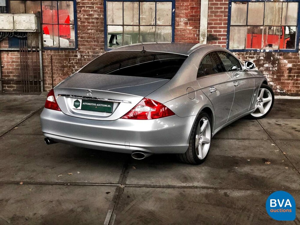 Mercedes-Benz CLS350 AMG V6 272 PS 2005.