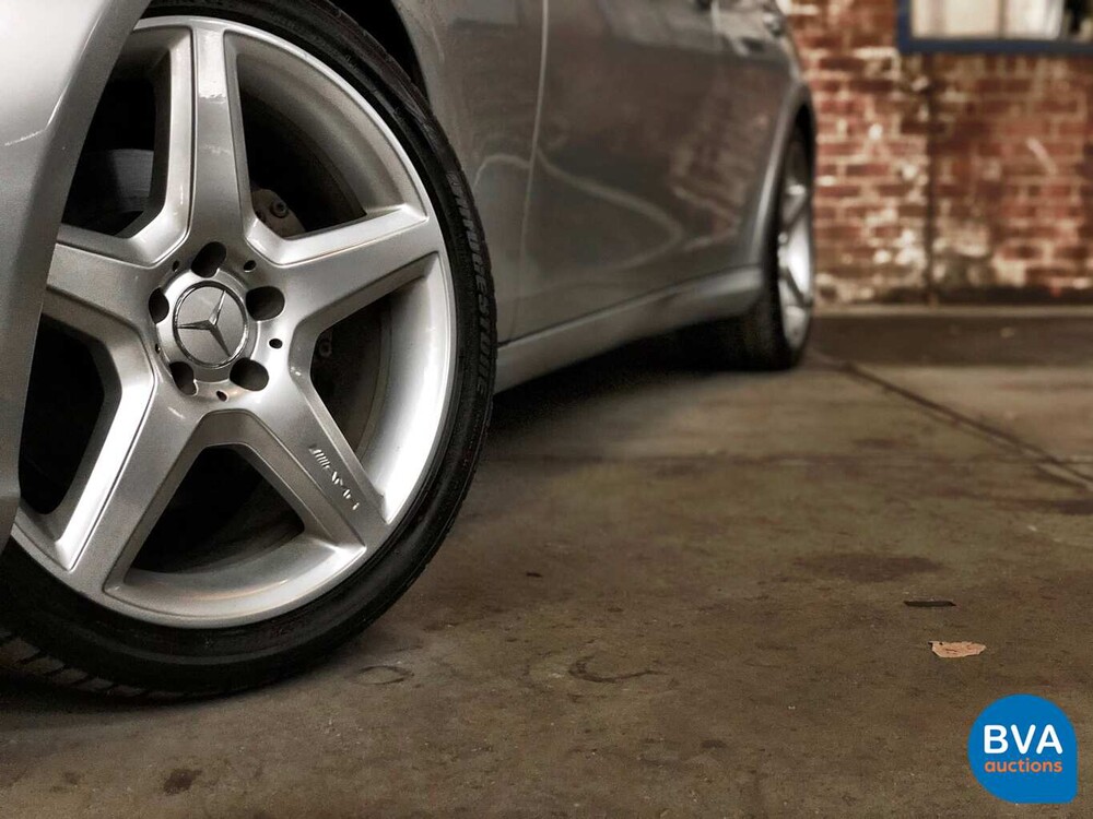 Mercedes-Benz CLS350 AMG V6 272 PS 2005.
