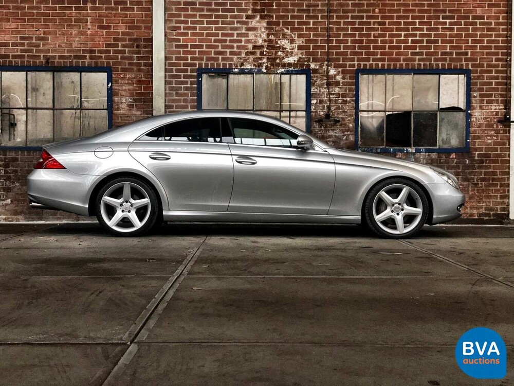 Mercedes-Benz CLS350 AMG V6 272 PS 2005.
