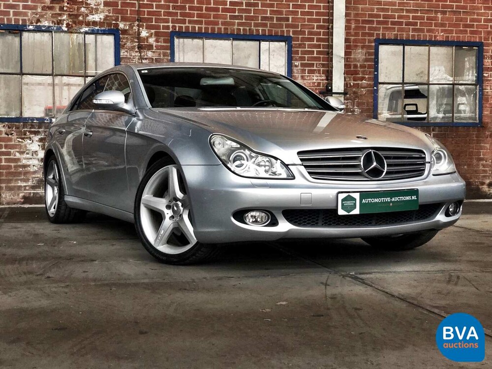 Mercedes-Benz CLS350 AMG V6 272 PS 2005.
