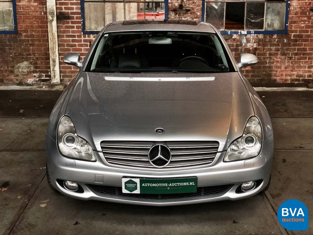Mercedes-Benz CLS350 AMG V6 272 PS 2005.