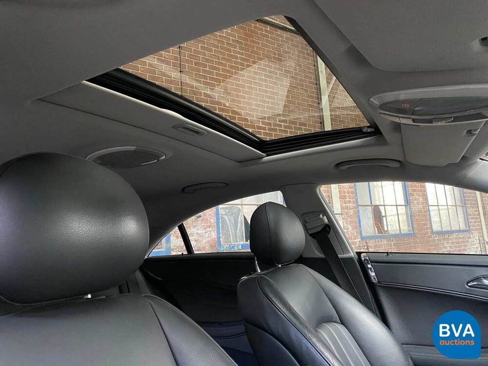 Mercedes-Benz CLS350 AMG V6 272 PS 2005.