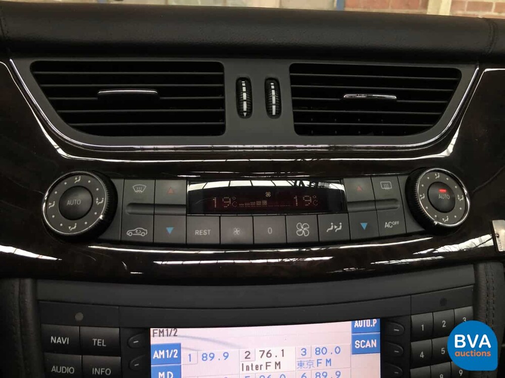 Mercedes-Benz CLS350 AMG V6 272 PS 2005.