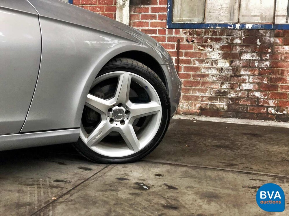 Mercedes-Benz CLS350 AMG V6 272 PS 2005.