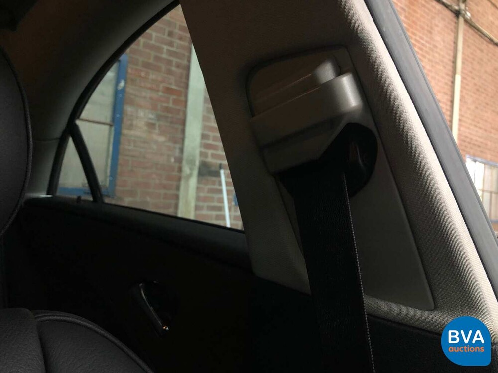 Mercedes-Benz CLS350 AMG V6 272 PS 2005.