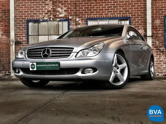 Mercedes-Benz CLS350 AMG V6 272hp 2005.