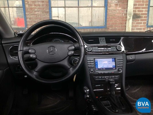 Mercedes-Benz CLS350 AMG V6 272pk 2005  