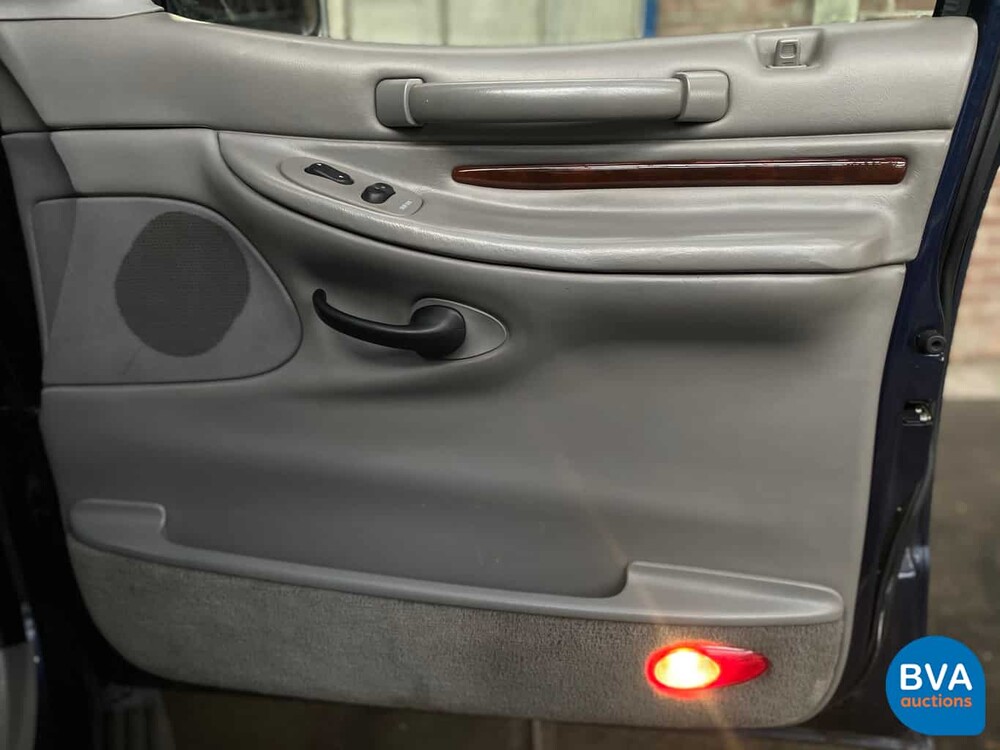 Ford Lincoln Navigator 272 PS -7 PERS.- 1998, TV-UN-26.