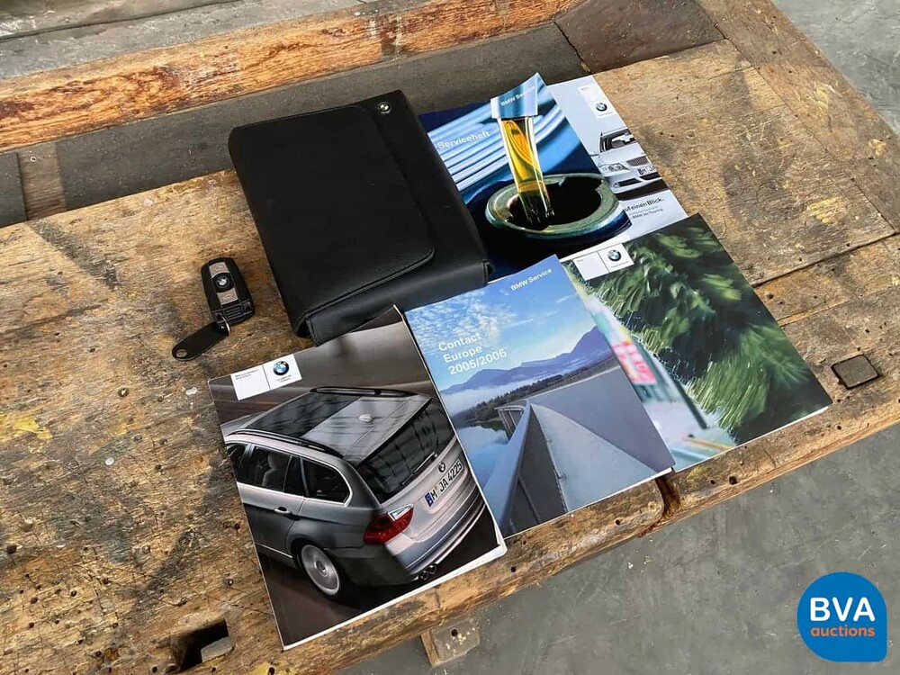 BMW 330xi Touring M-pakket 3-Serie 258pk E91 Youngtimer 2005, J-694-JT