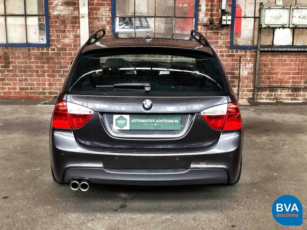 BMW 330xi Touring M-pakket 3-Serie 258pk E91 Youngtimer 2005, J-694-JT