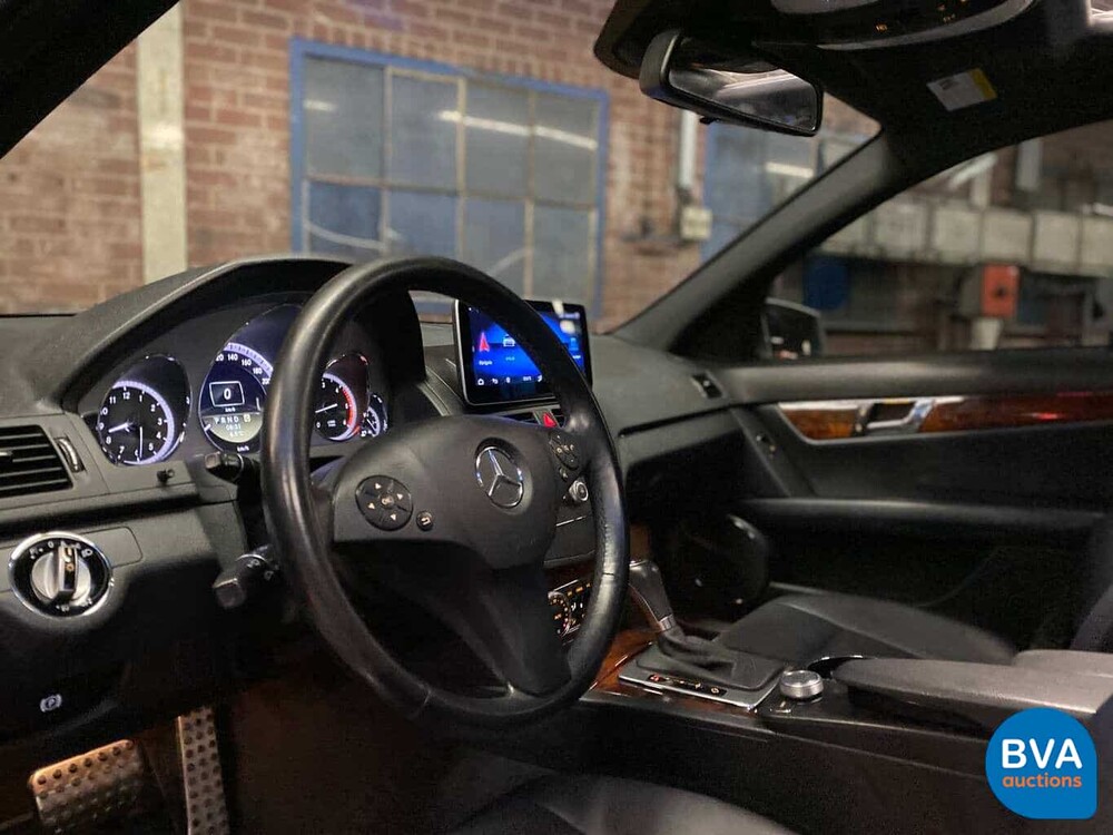 Mercedes-Benz C300 Limousine V6 231pk C-Klasse 2010, J-380-TH