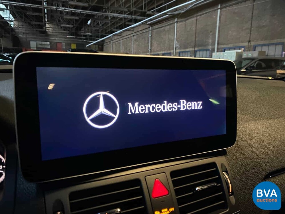 Mercedes-Benz C300 Limousine V6 231pk C-Klasse 2010, J-380-TH