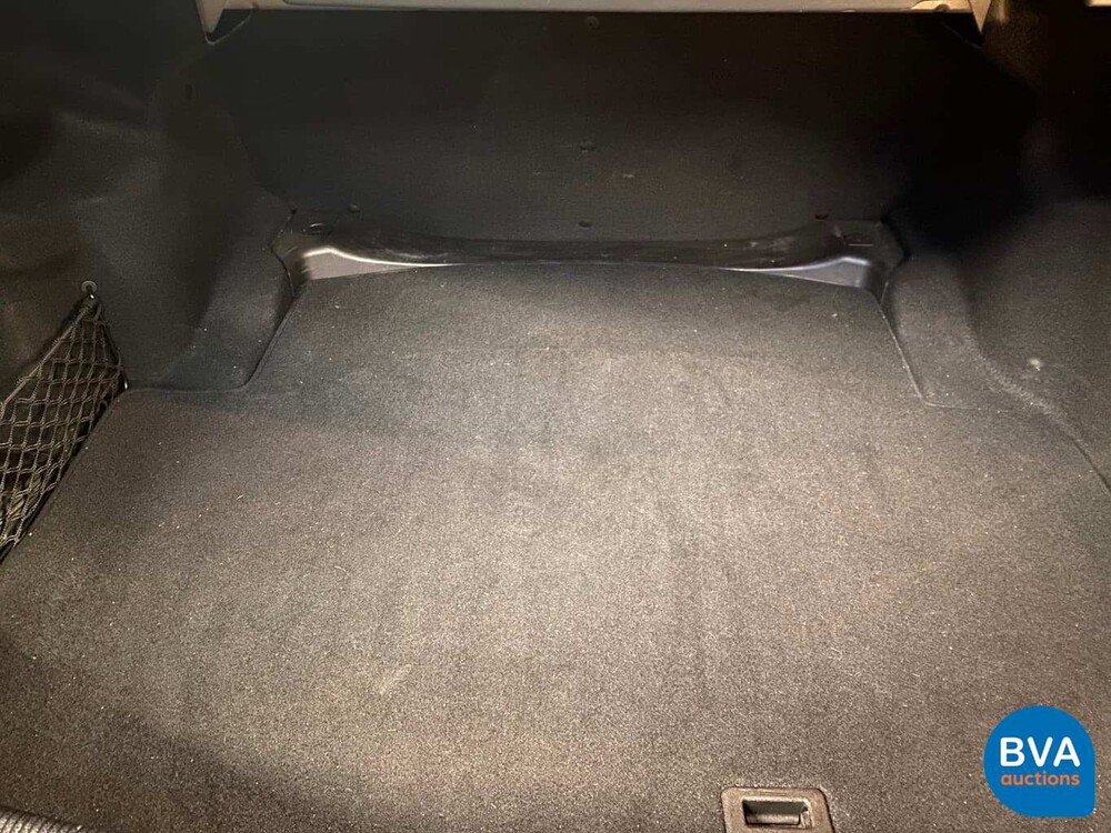 Mercedes-Benz C300 Limousine V6 231pk C-Klasse 2010, J-380-TH