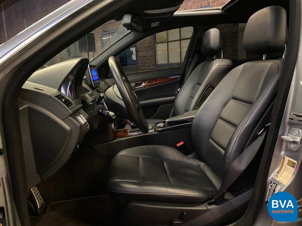 Mercedes-Benz C300 Limousine V6 231pk C-Klasse 2010, J-380-TH