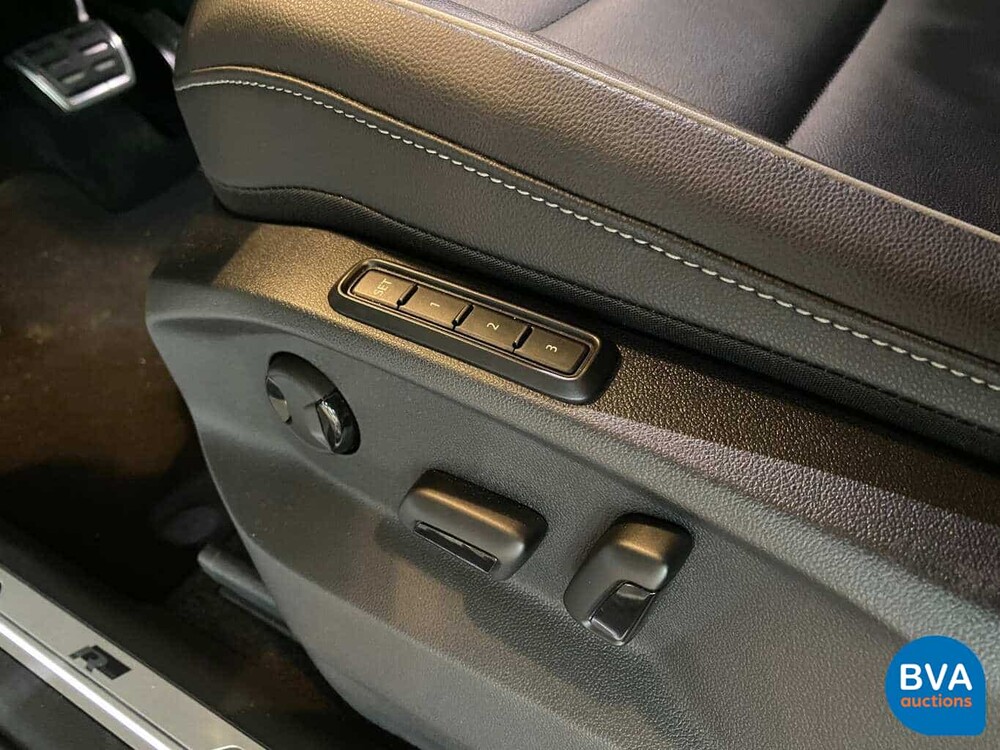 Volkswagen Tiguan 2.0 TSI 4Motion Highline R-Line 190pk 2020 -GARANTIE-, J-851-VP